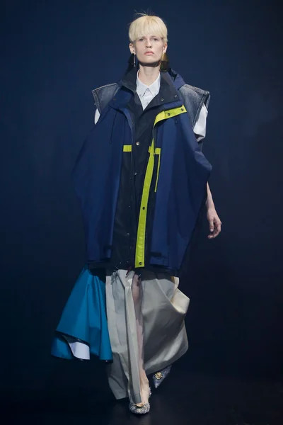 Look 26